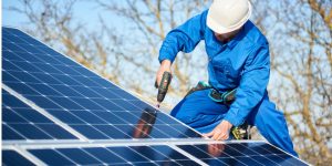 Installation Maintenance Panneaux Solaires Photovoltaïques à Maucourt